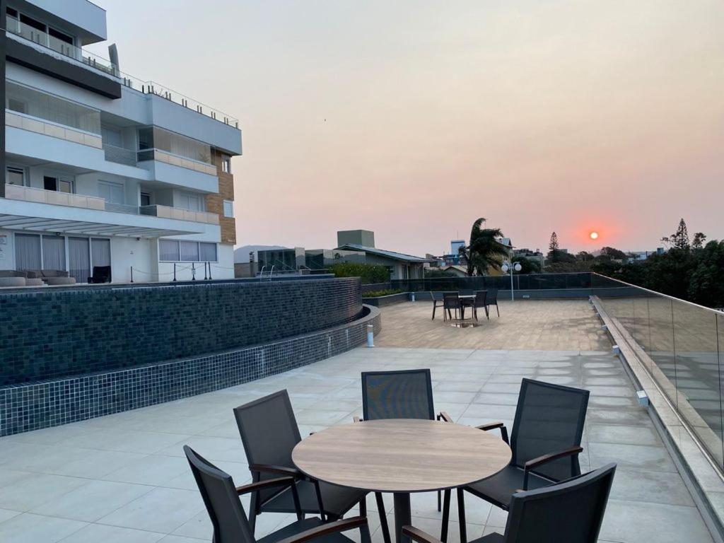 Apartamento Design Com Piscina E Vista Espetacular Florianópolis Exterior foto